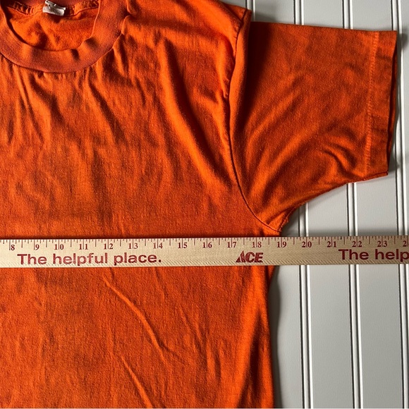 Vintage Custom Graphic Tee - Size S/M See Measurements - Picture 4 of 5